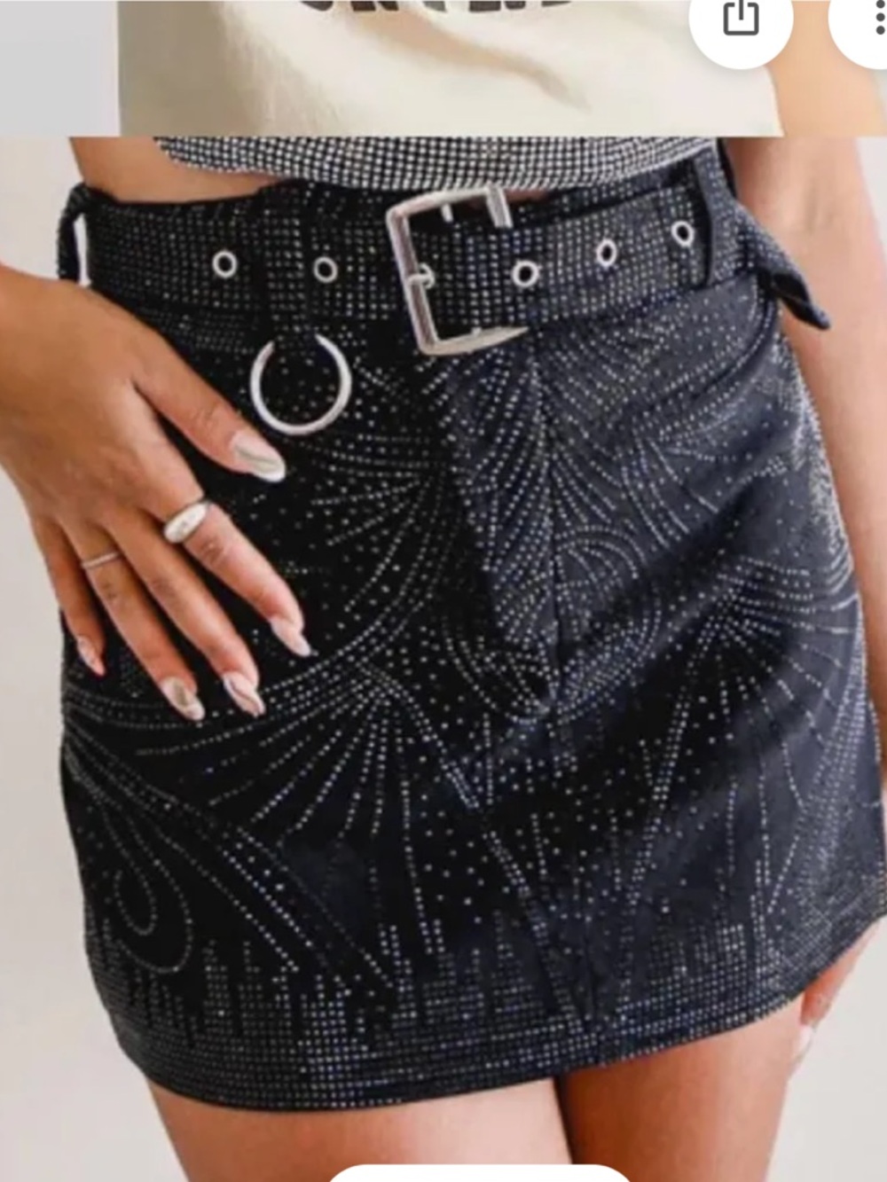 Women's Black Embellished Mini Skirt with Buckle Belt